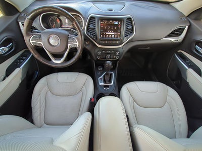 2016 Jeep Cherokee Overland