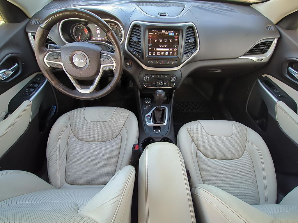 2016 Jeep Cherokee Overland