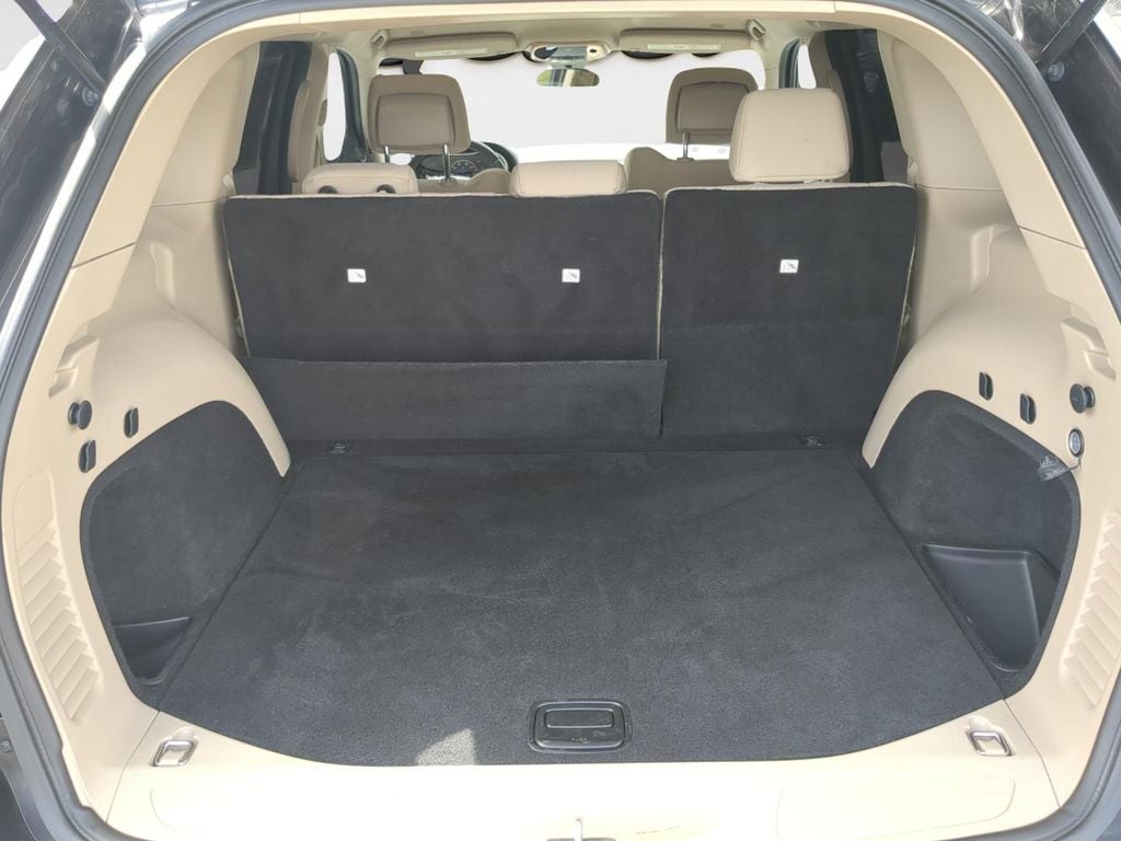 2019 Jeep Grand Cherokee Laredo E