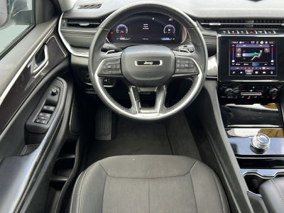 2022 Jeep Grand Cherokee L Laredo