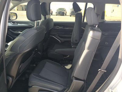 2021 Jeep Grand Cherokee L Laredo