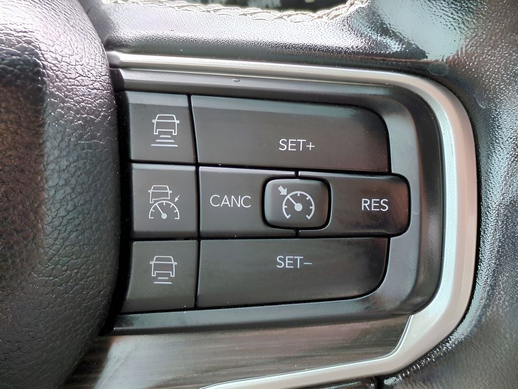 2023 Jeep Wagoneer Series III