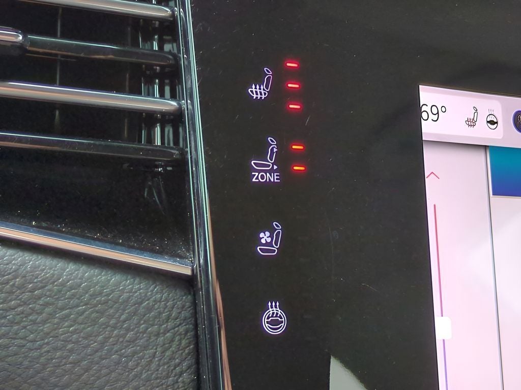 2023 Jeep Wagoneer Series III