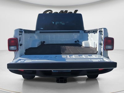 2022 Jeep Gladiator Willys