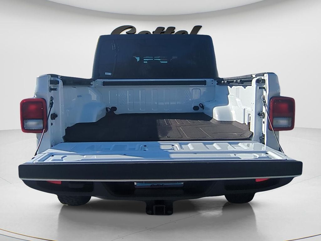 2022 Jeep Gladiator Willys