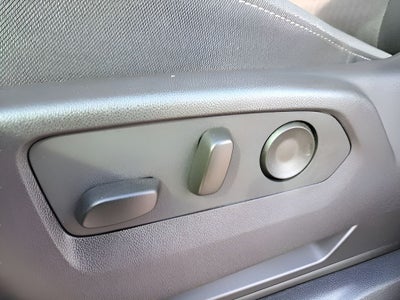 2025 Chevrolet Silverado Custom