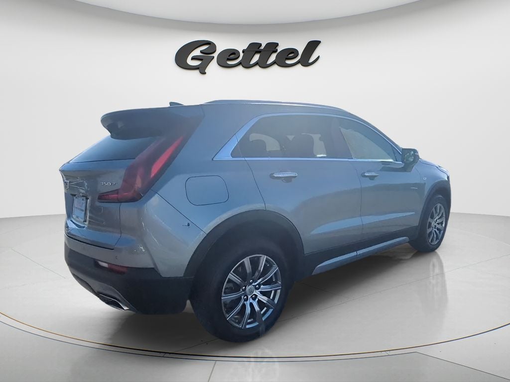 2023 Cadillac XT4 Premium Luxury