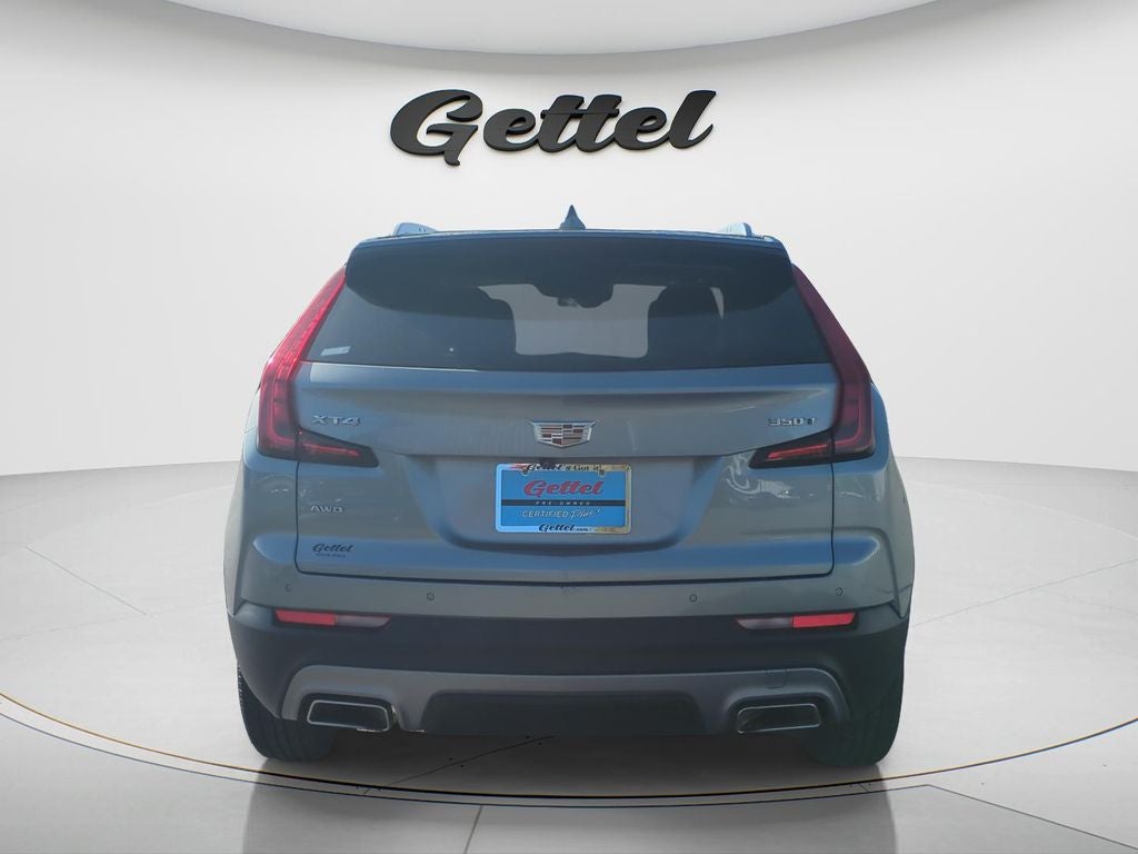 2023 Cadillac XT4 Premium Luxury