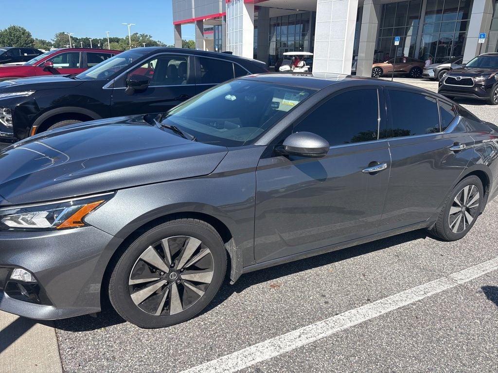 2022 Nissan Altima 2.5 SL
