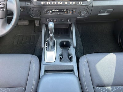 2025 Nissan Frontier SV