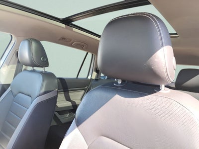 2023 Volkswagen Atlas 3.6L V6 SEL Premium R-Line