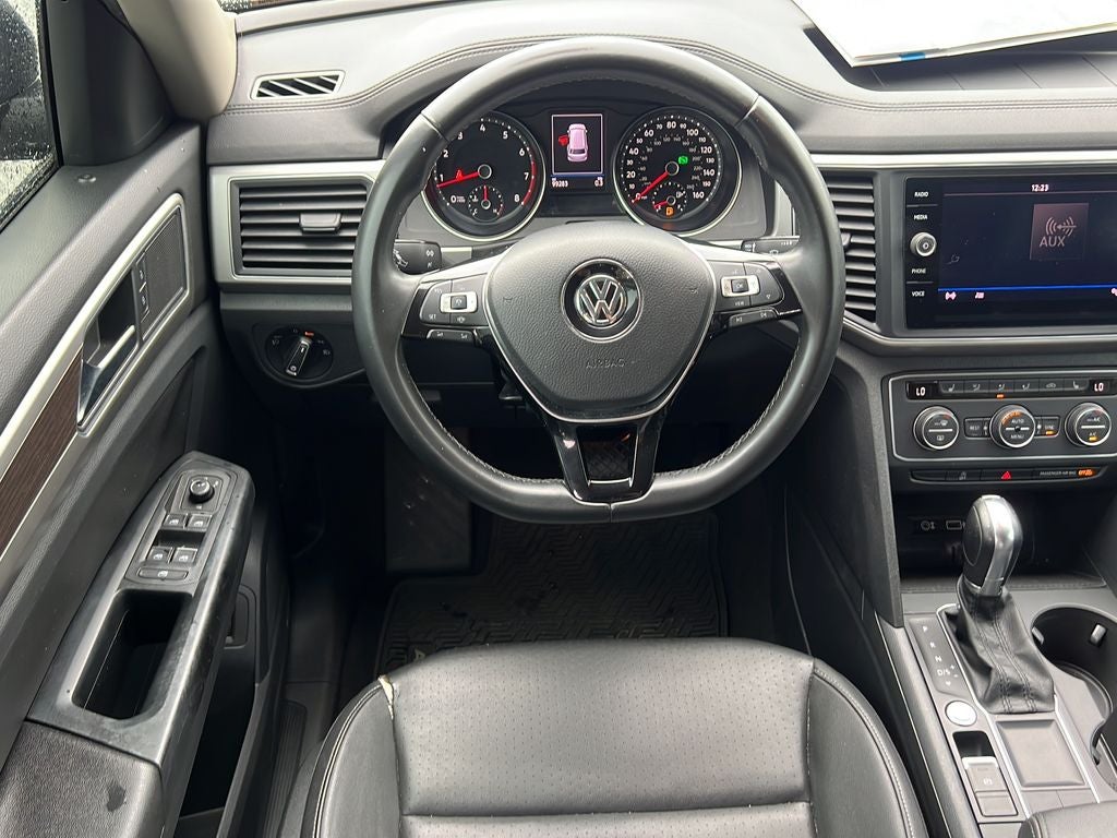 2019 Volkswagen Atlas 2.0T SE w/Technology w/Technology