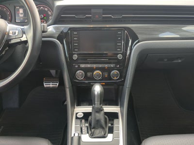 2020 Volkswagen Passat 2.0T R-Line