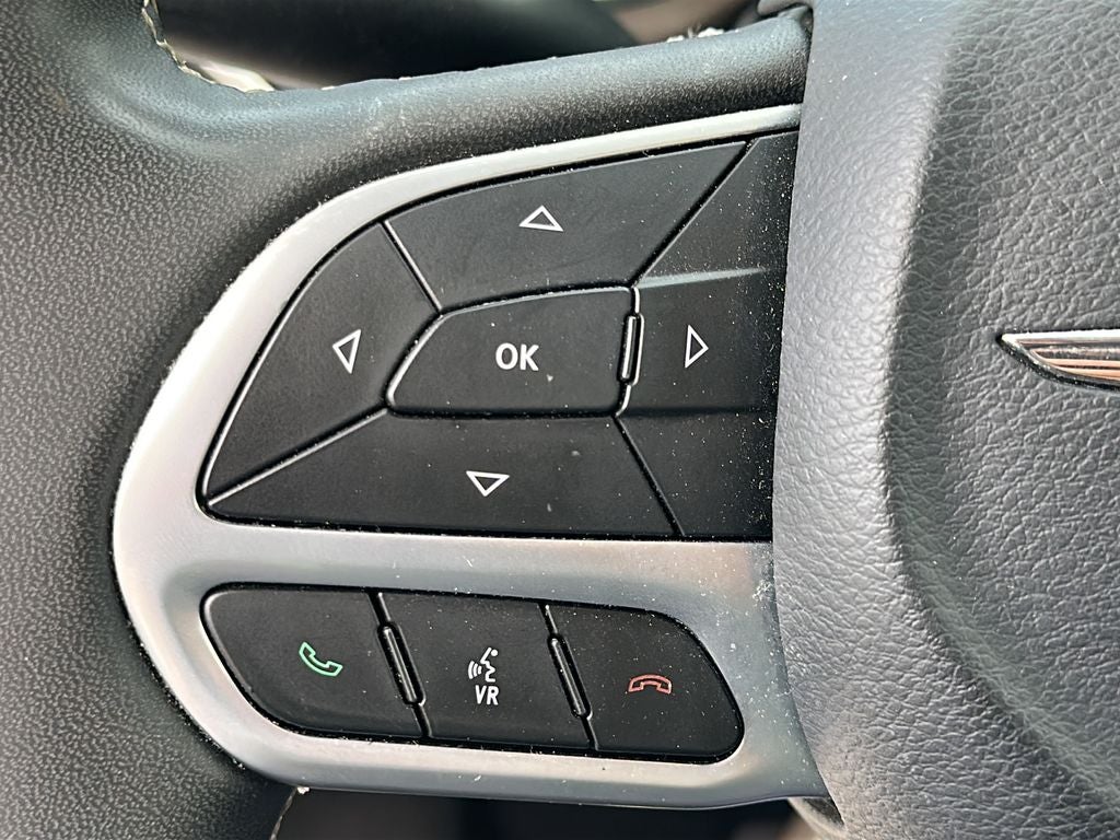 2024 Chrysler Voyager LX