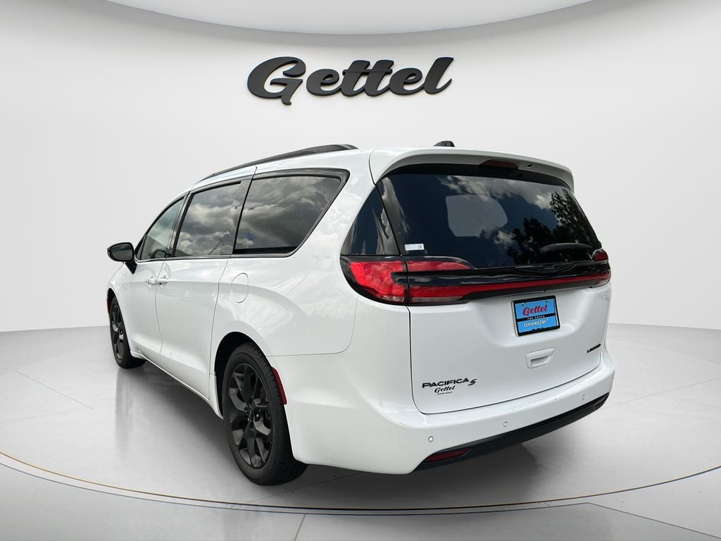 2025 Chrysler Pacifica Limited