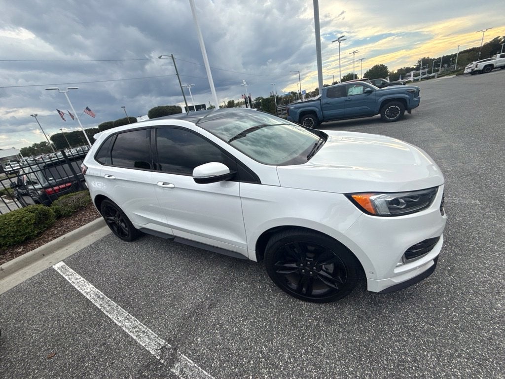 2020 Ford Edge ST