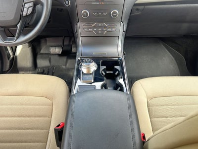 2020 Ford Edge SE