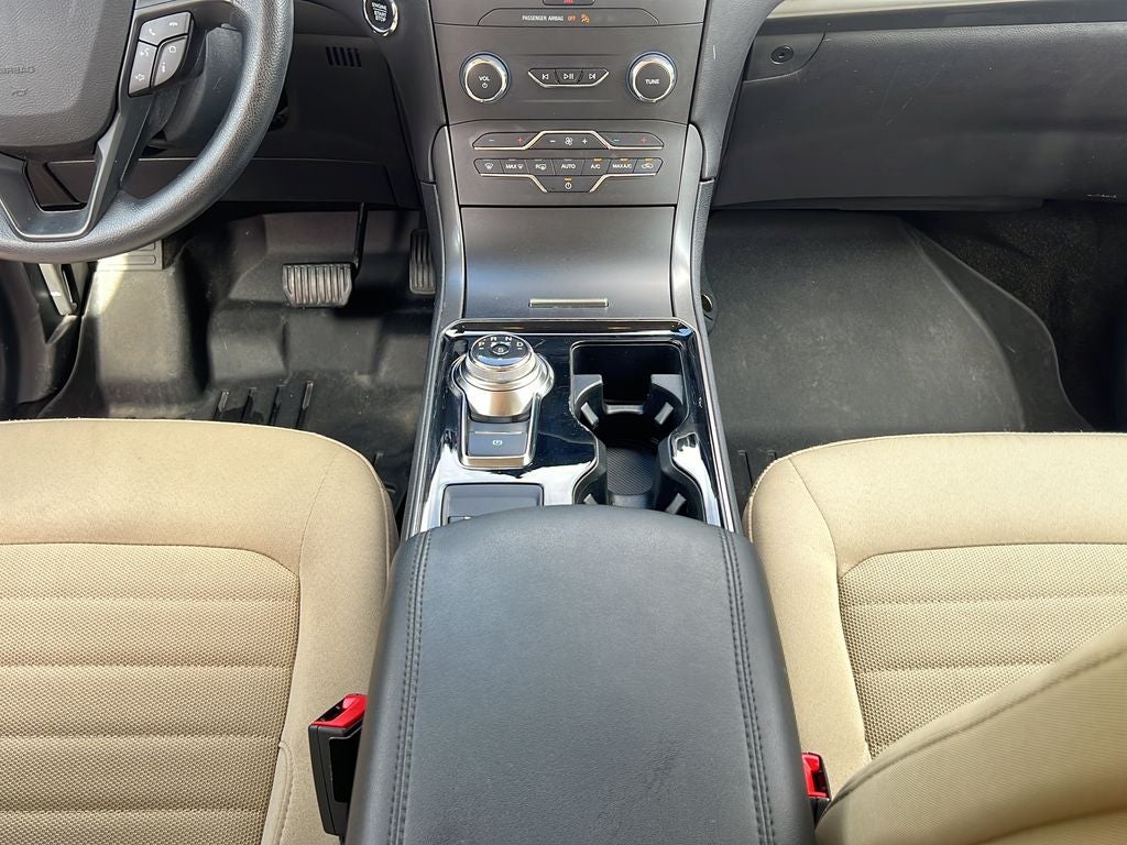 2020 Ford Edge SE