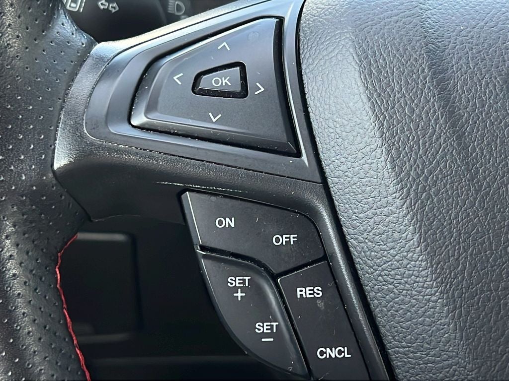 2022 Ford Edge ST Line