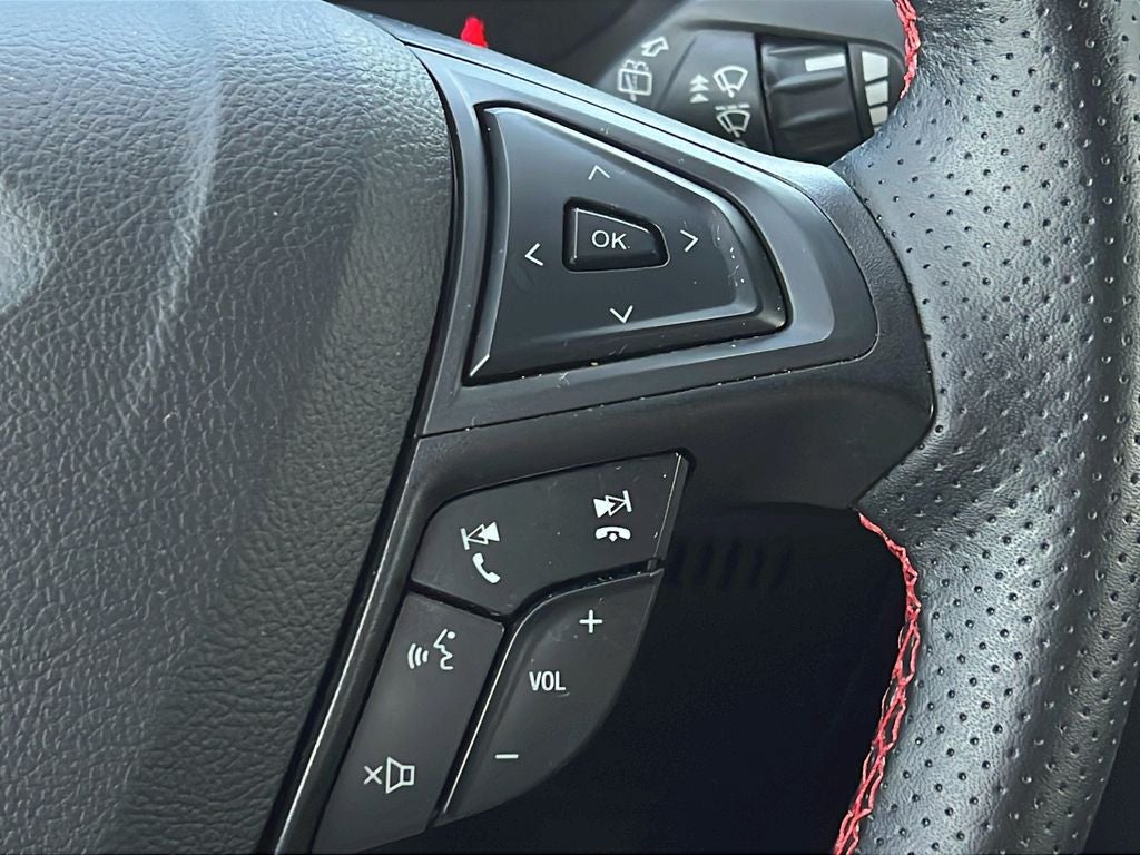 2022 Ford Edge ST Line