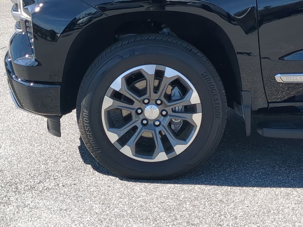 2025 Chevrolet Silverado High Country