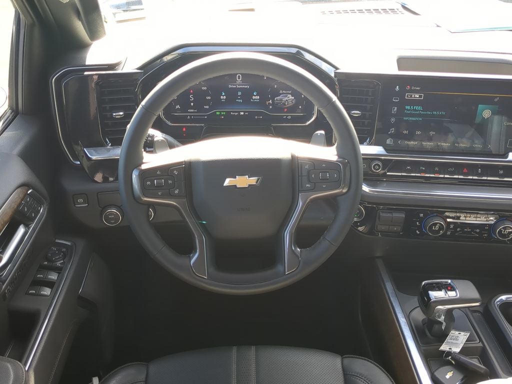 2025 Chevrolet Silverado High Country