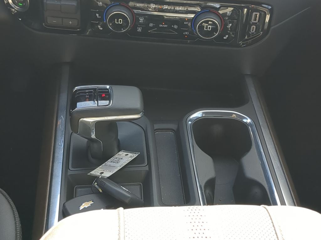 2025 Chevrolet Silverado High Country