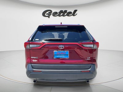 2020 Toyota RAV4 LE