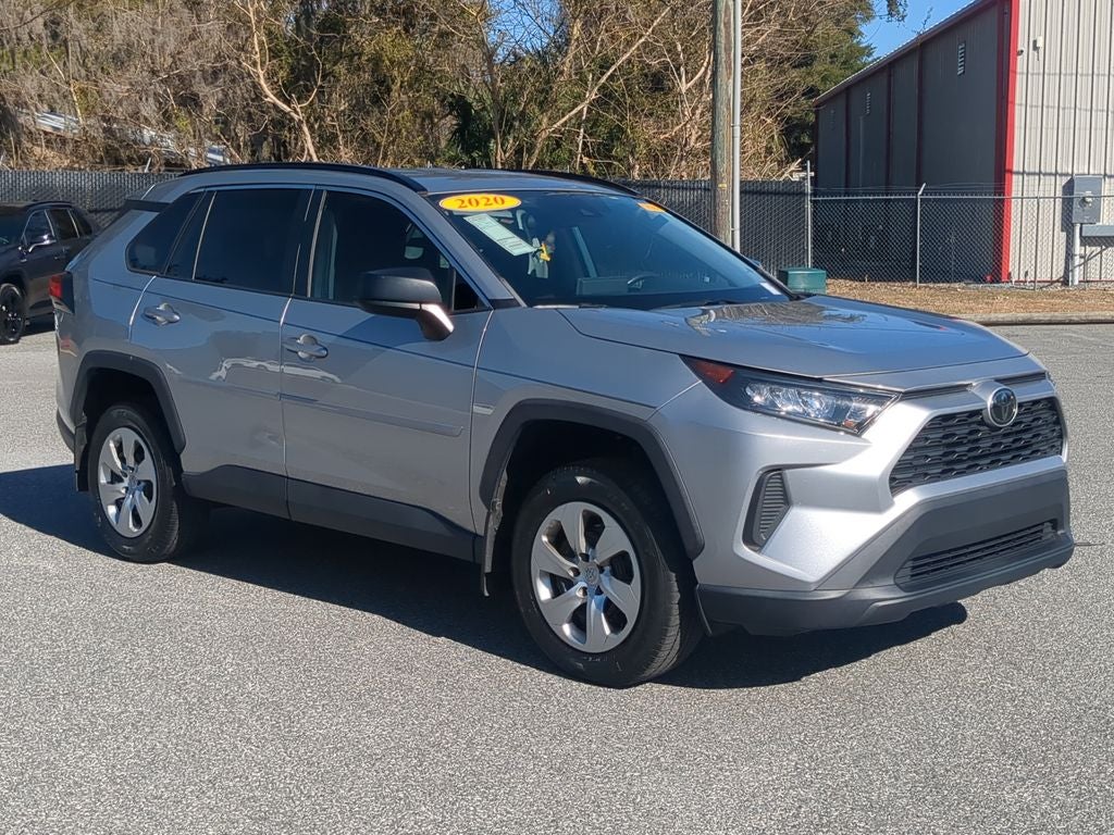 2020 Toyota RAV4 LE