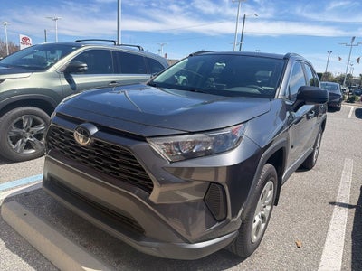 2020 Toyota RAV4 LE