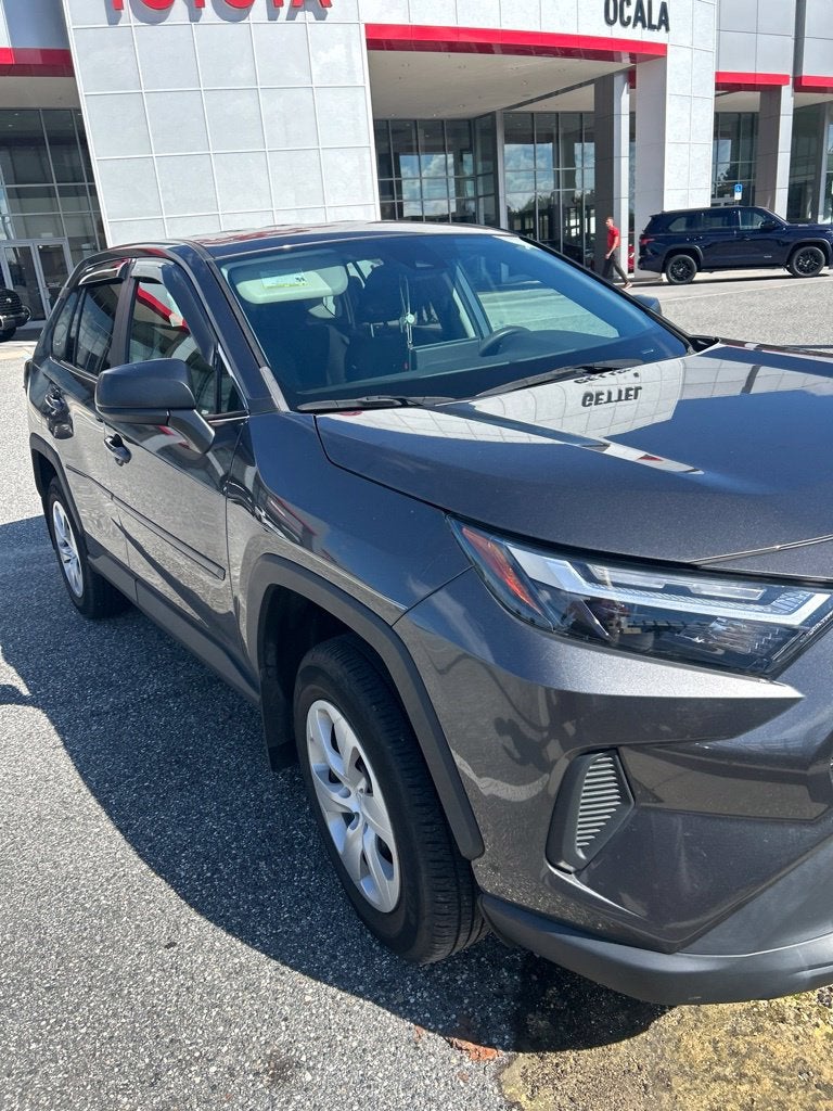 2023 Toyota RAV4 LE