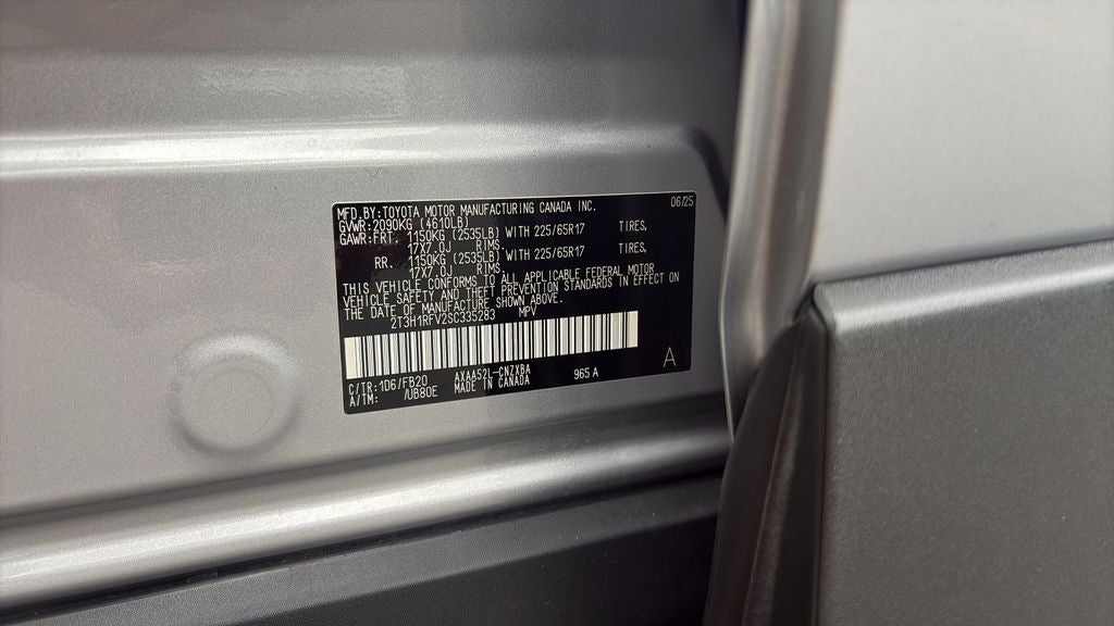 2025 Toyota RAV4 LE