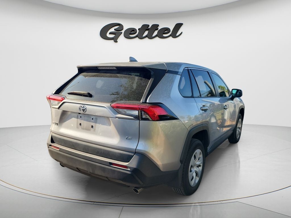 2025 Toyota RAV4 LE