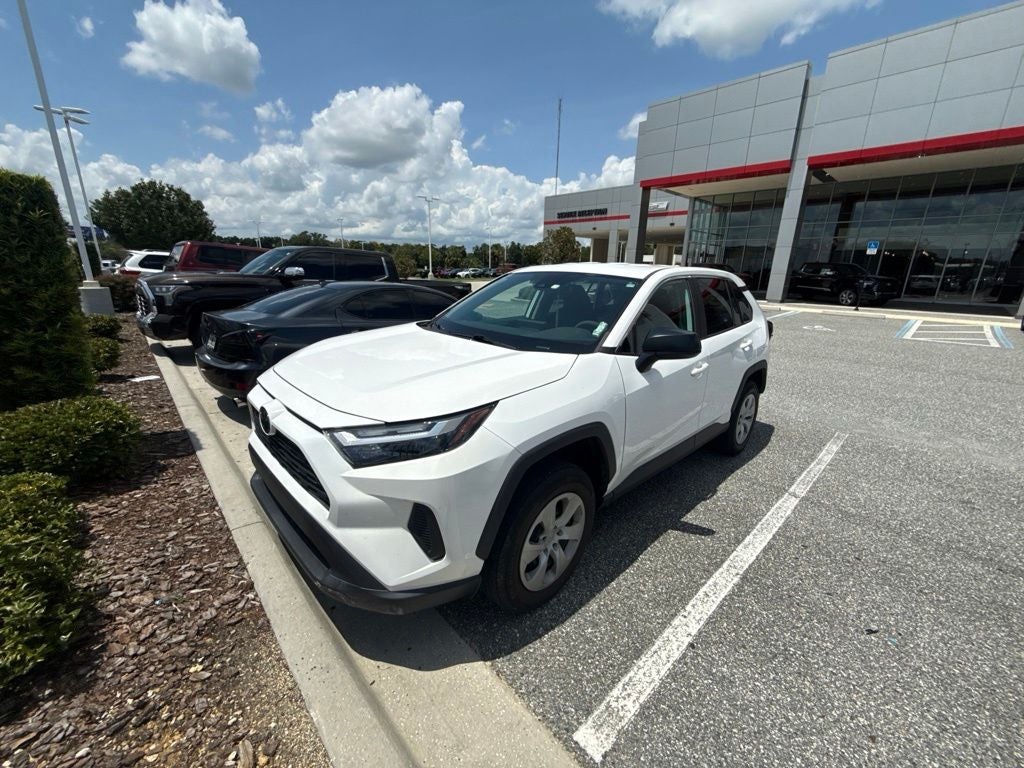 2023 Toyota RAV4 LE