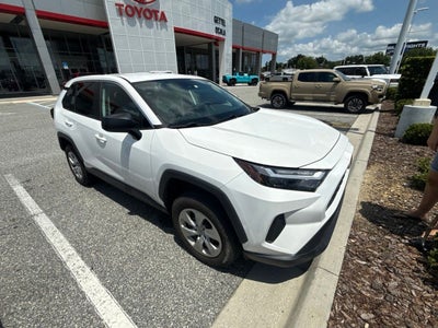 2023 Toyota RAV4 LE