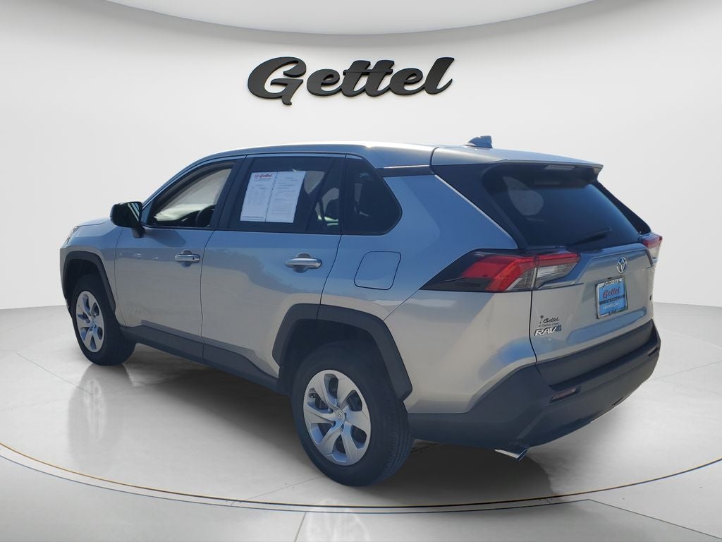 2024 Toyota RAV4 LE