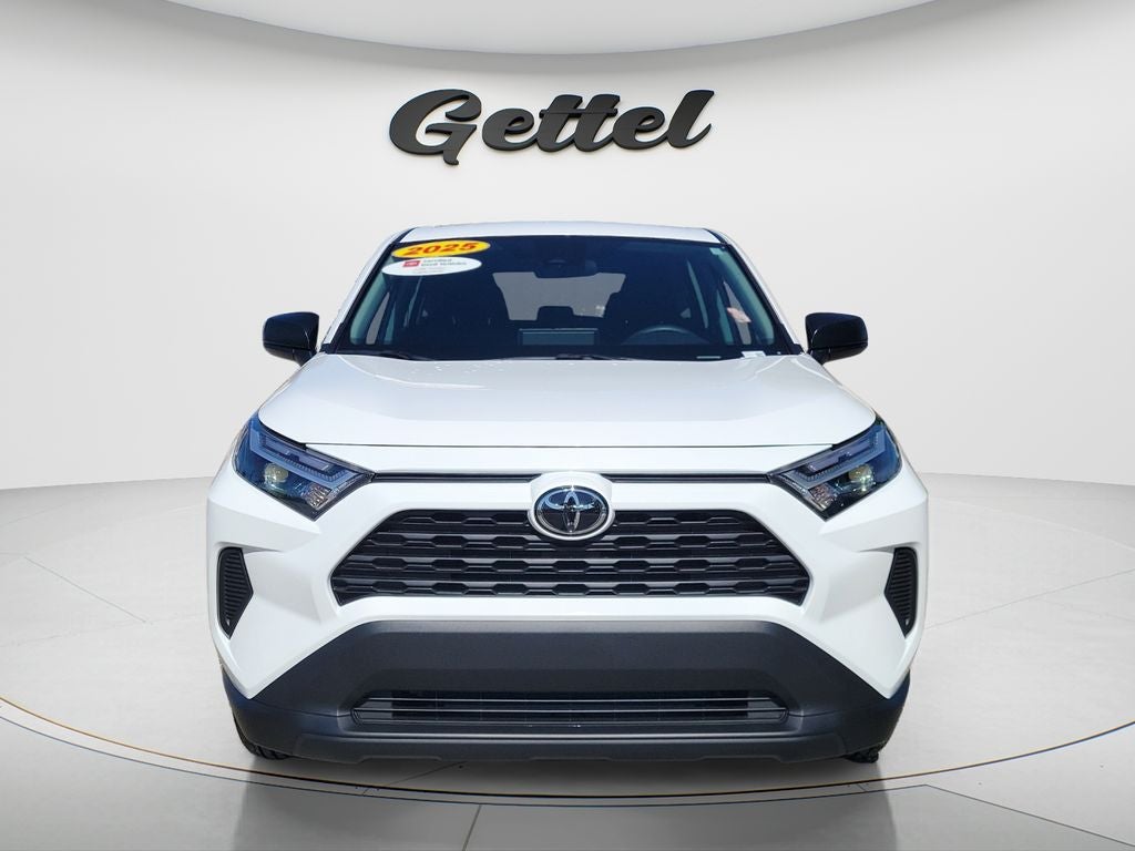 2025 Toyota RAV4 LE