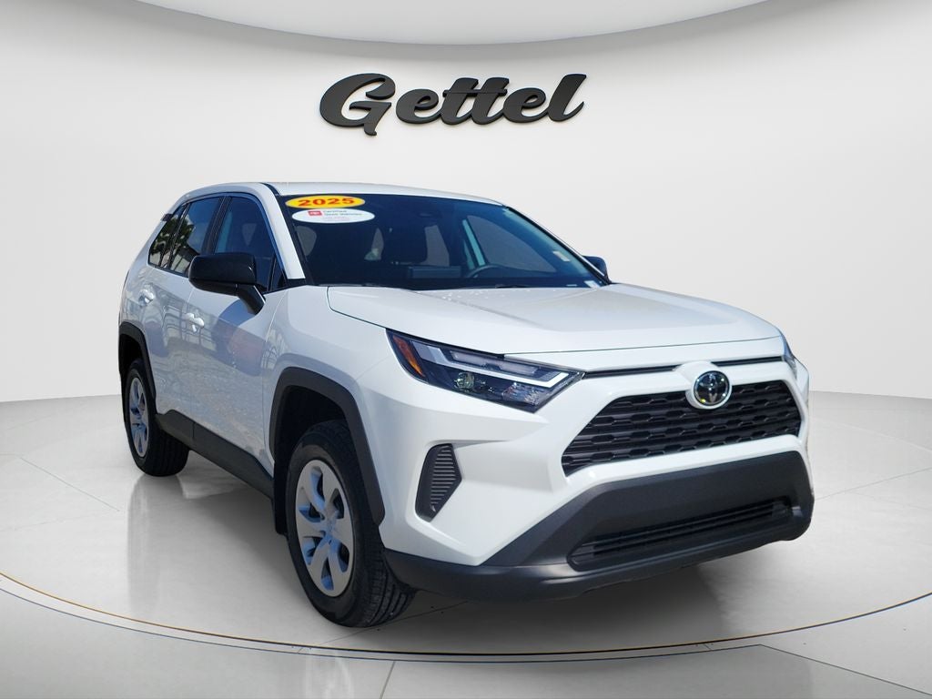 2025 Toyota RAV4 LE