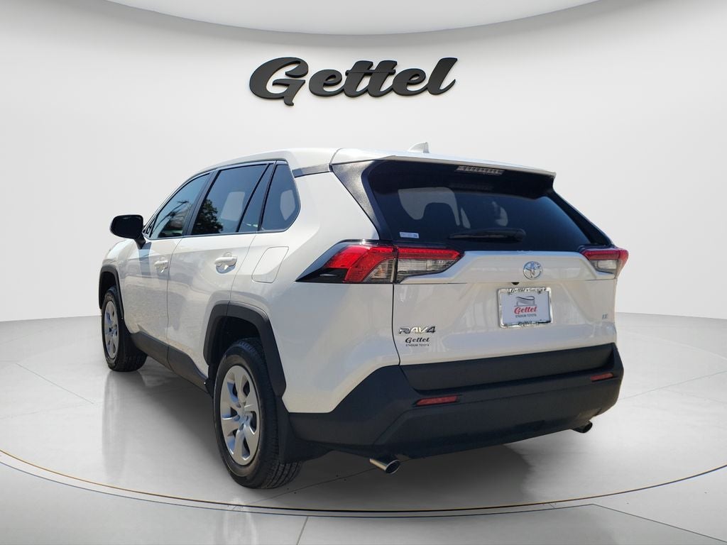 2025 Toyota RAV4 LE