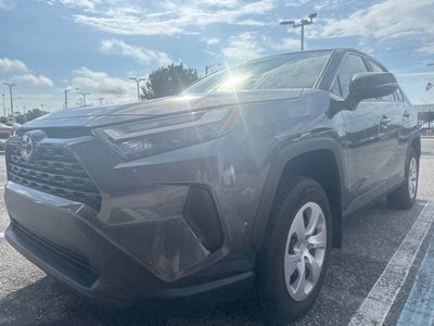 2025 Toyota RAV4 LE
