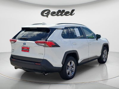 2022 Toyota RAV4 Hybrid LE