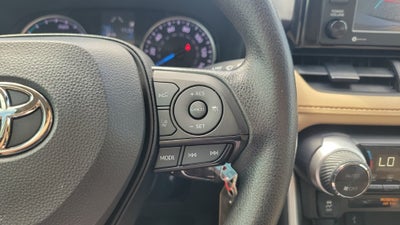 2022 Toyota RAV4 Hybrid LE