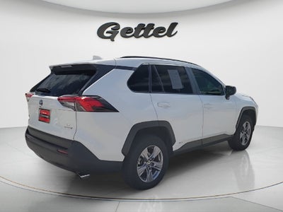 2022 Toyota RAV4 Hybrid LE
