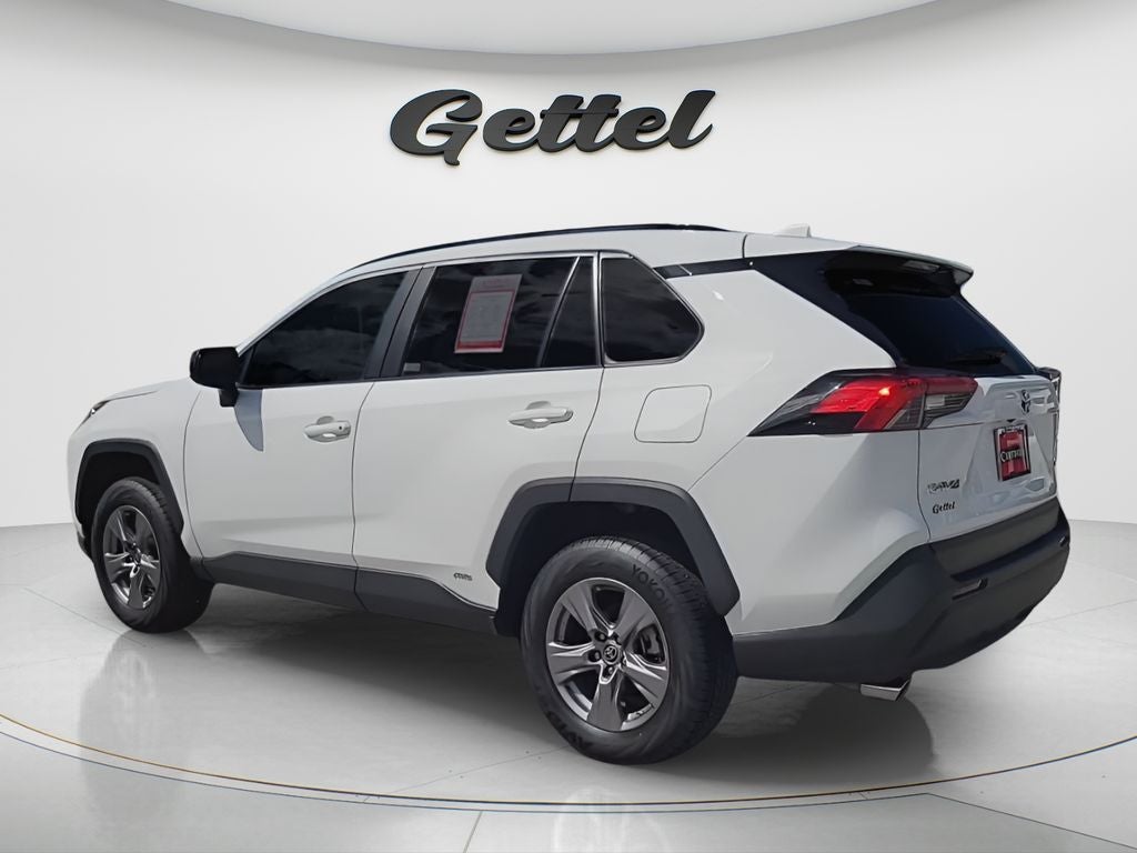 2022 Toyota RAV4 Hybrid LE