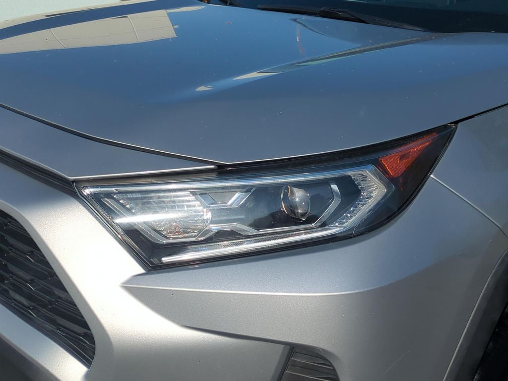 2019 Toyota RAV4 HYBRID XLE