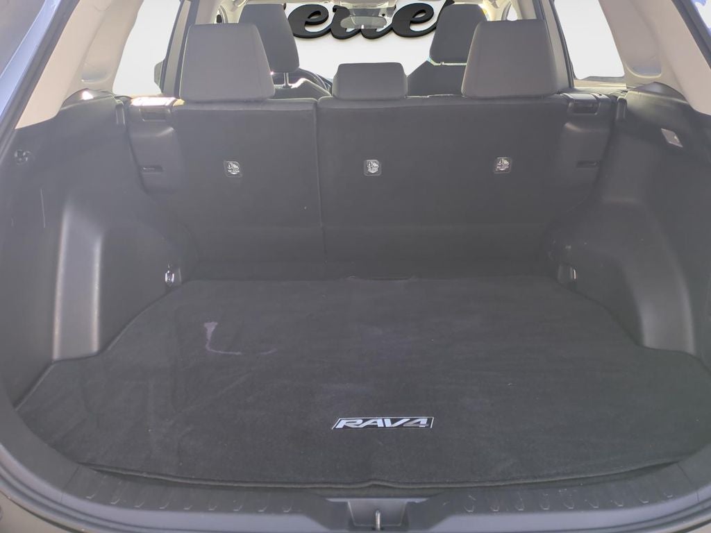 2019 Toyota RAV4 HYBRID XLE