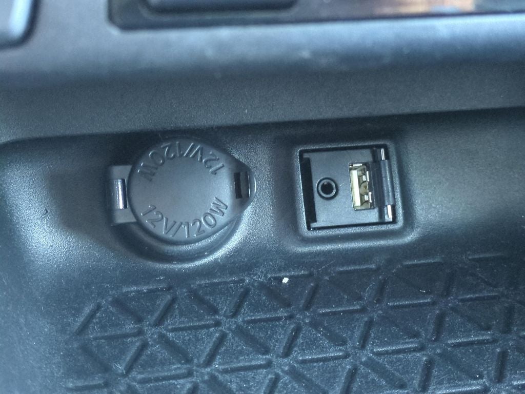 2019 Toyota RAV4 HYBRID XLE