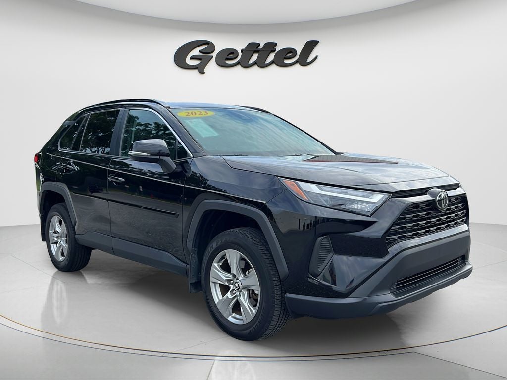 2023 Toyota RAV4 XLE