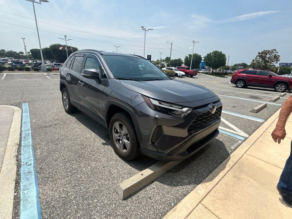 2025 Toyota RAV4 XLE