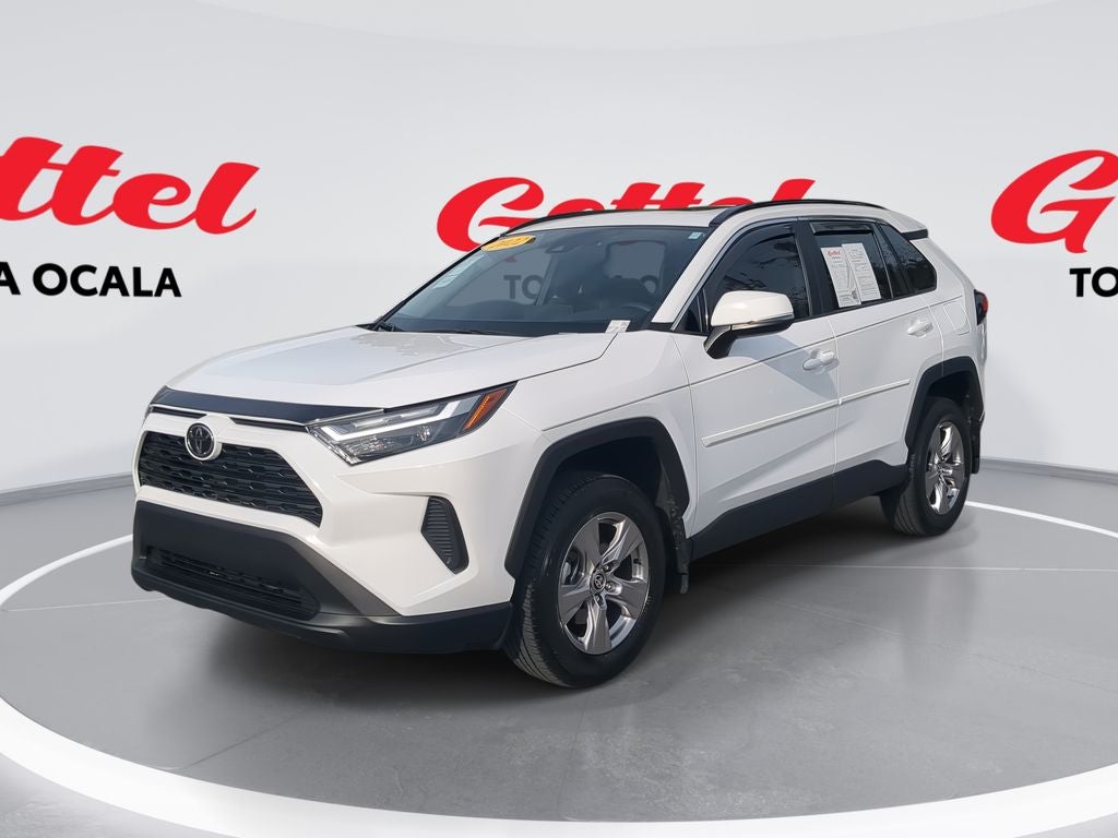 2022 Toyota RAV4 XLE